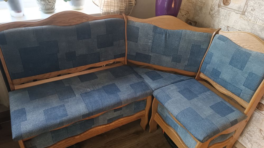 М'який куток куточок стіл стільці