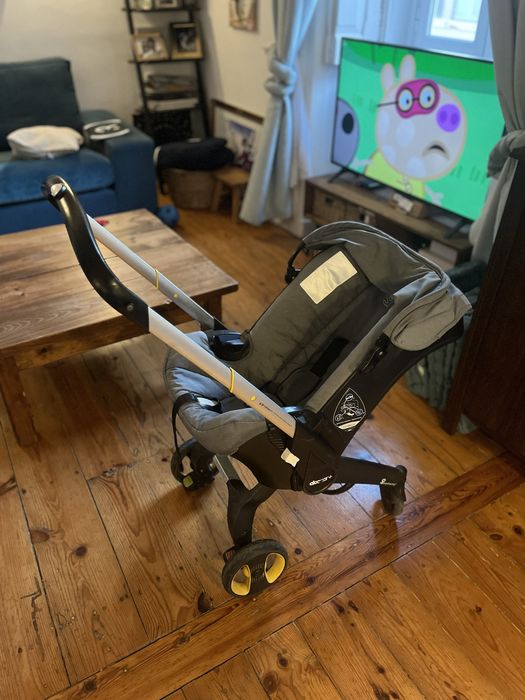 Carrinho doona+ e isofix