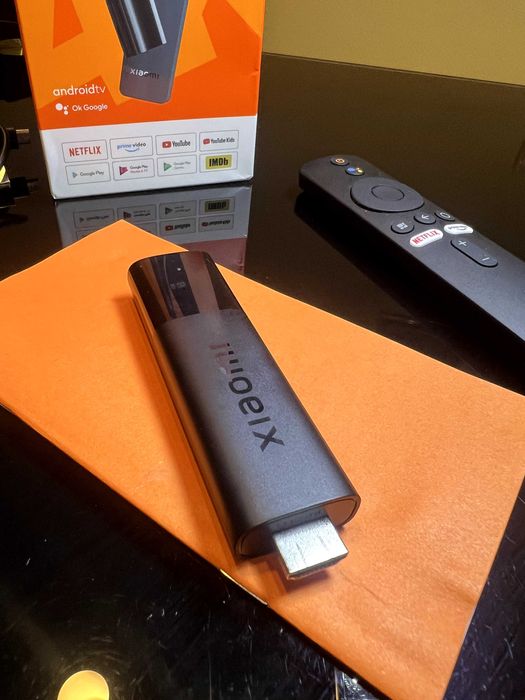 Медіаплеєр Xiaomi Mi TV Stick 4K (MDZ-27-EU)