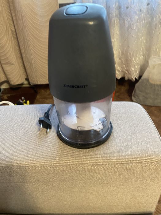 Подрібнювач чоппер  SMZ 260 J4 чорний Silver Crest измельчитель