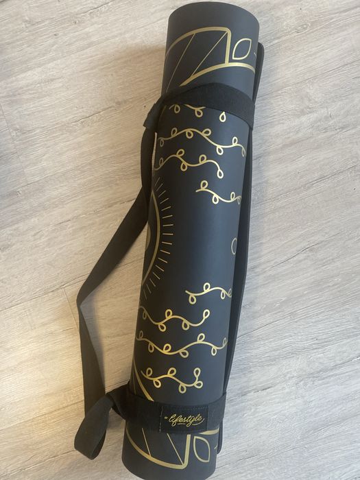 Dr lifestyle Tajemniczy ogród - mata do jogi PRO 4 mm - czarna