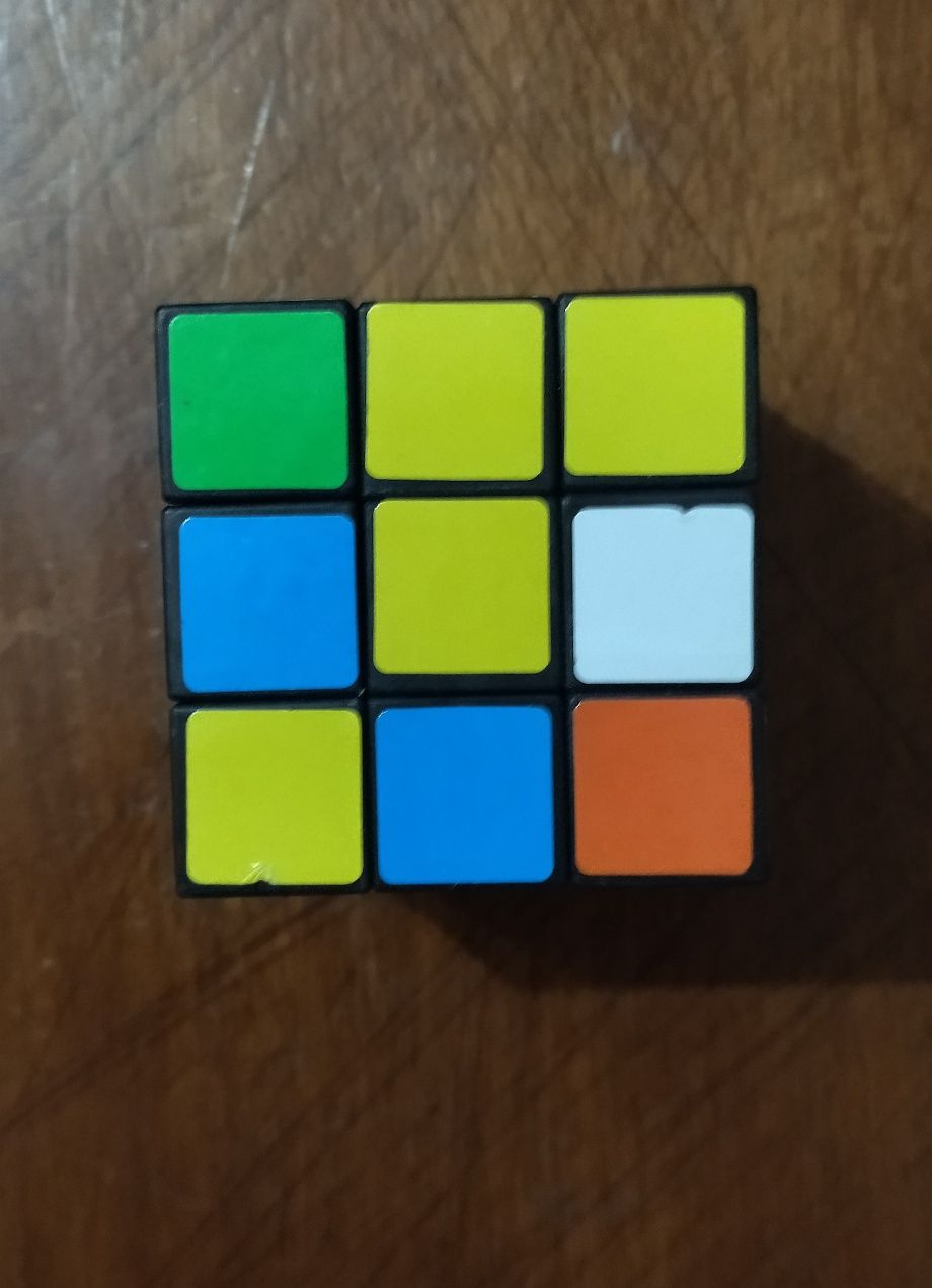 Продаю кубик Рубика 3х3
