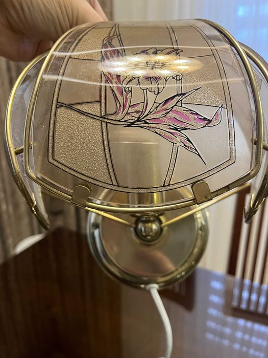 Продаю  бра на стіну