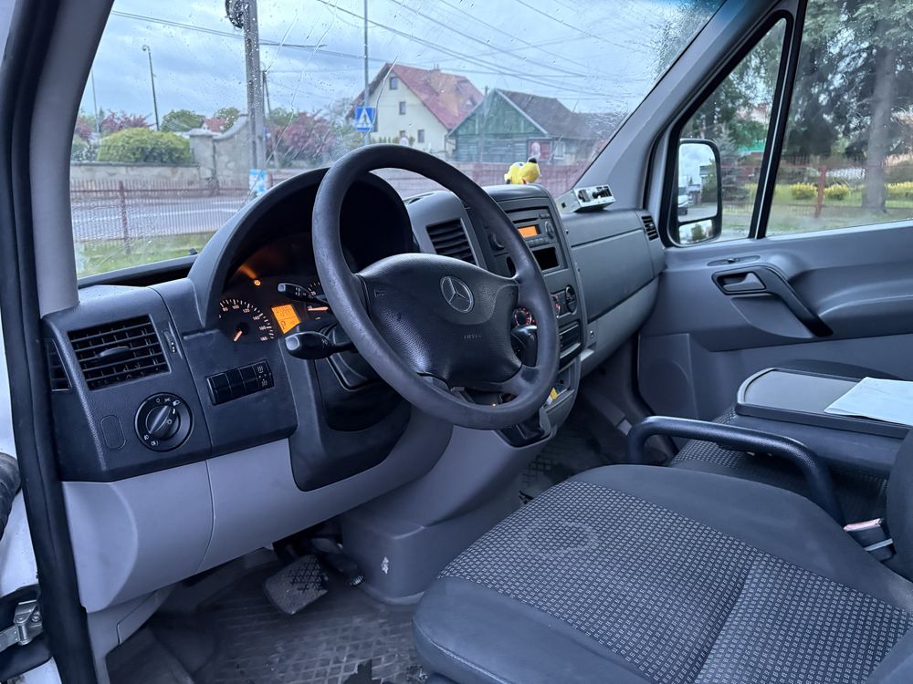 Mercedes sprinter 906 niski przebieg long klima hak automat