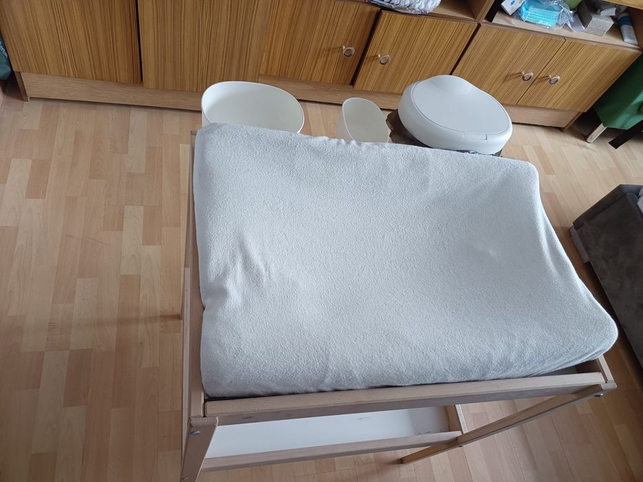 Przewijak niemowlęcy