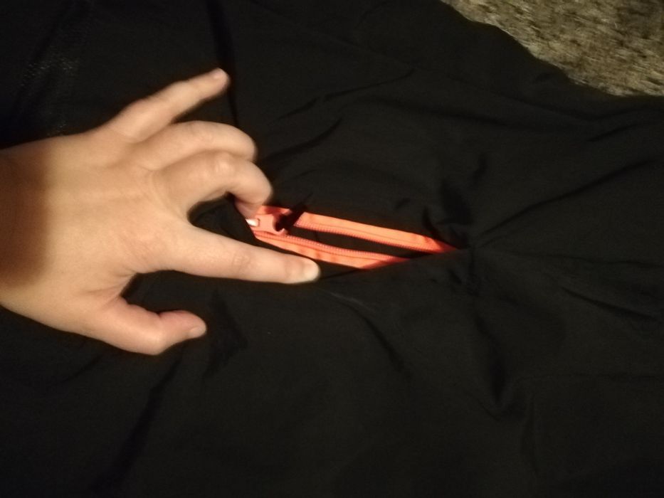 Casaco preto tipo impremeavel