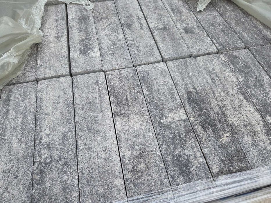 Polbruk Mertik 6cm kostka brukowa kolor grafit, nerino nowa 7 x 28 cm