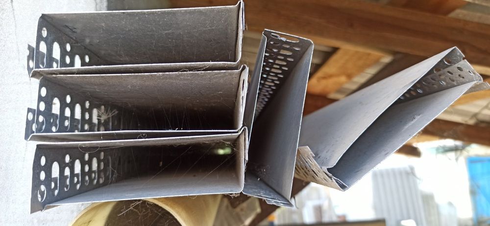 Цокольный профиль для утепления