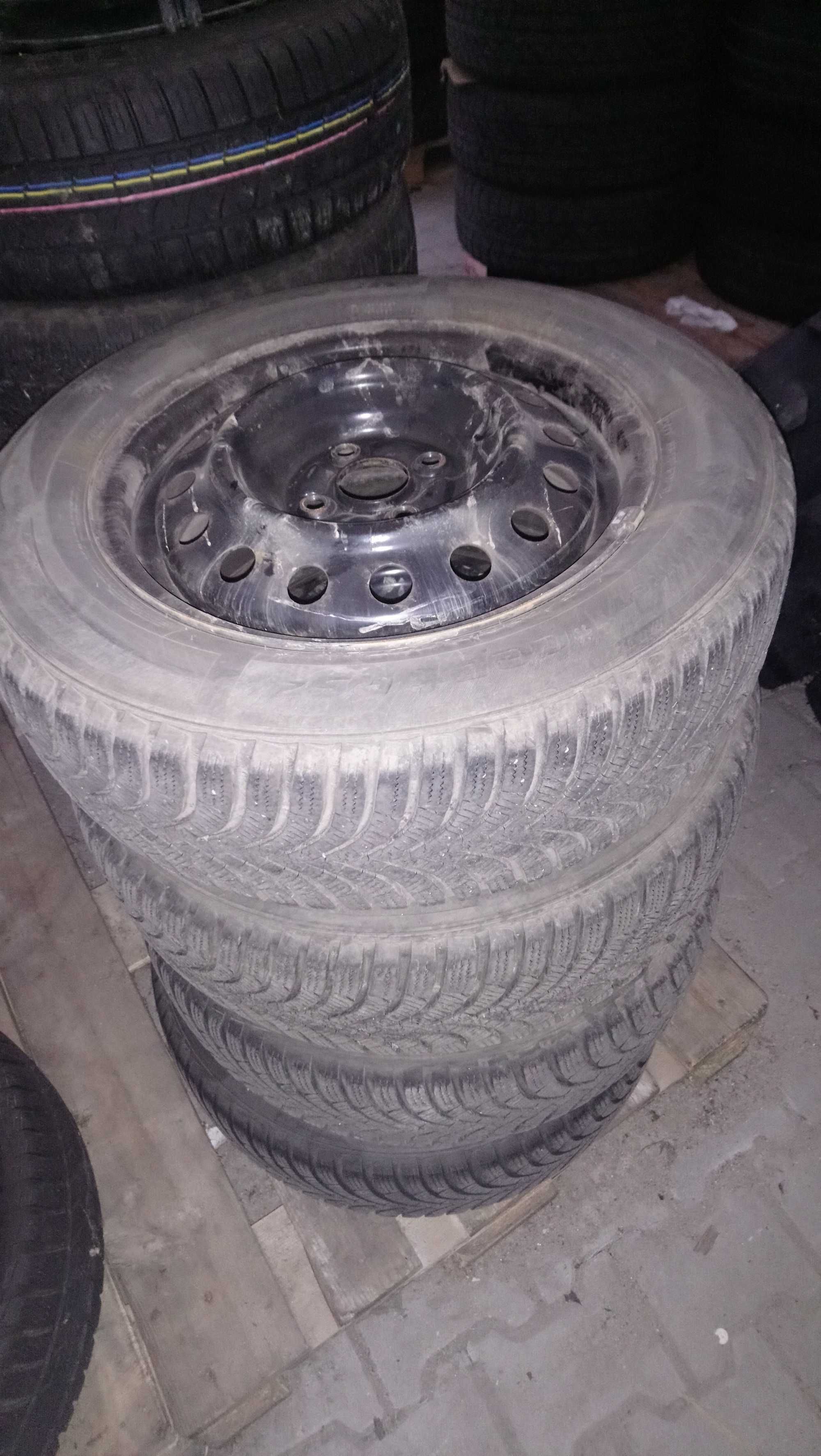 Koła KIA Stonic felgi stalowe z oponami zimowymi 15" 185/65/R15 88T MS