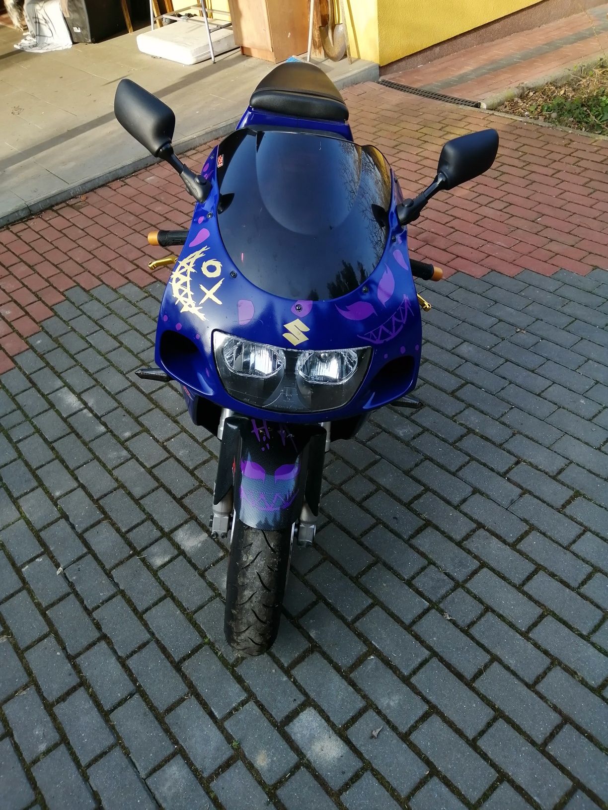 Suzuki gsxr 750 srad