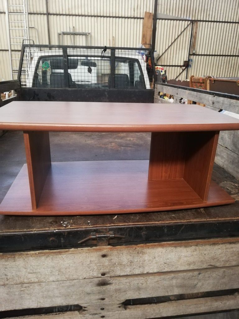 Mesa de sala pequena