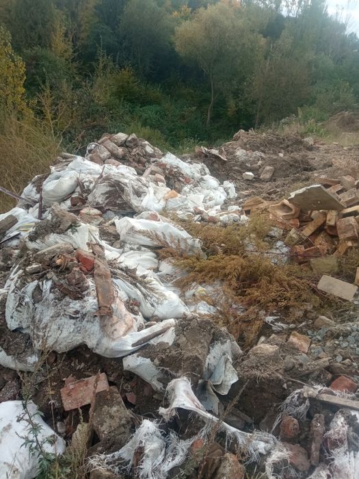 Прийму безкоштовно любі будівельний бой