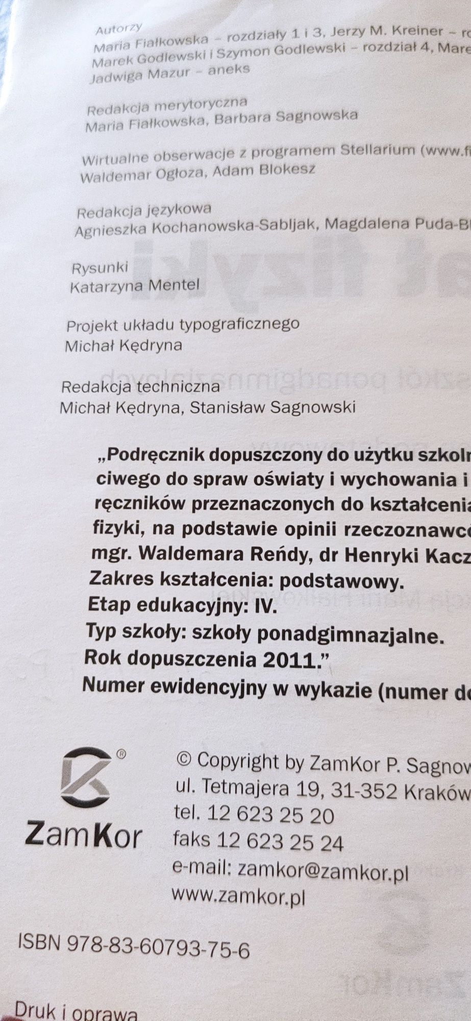 Podręcznik Świat fizyki zakres podstawowy