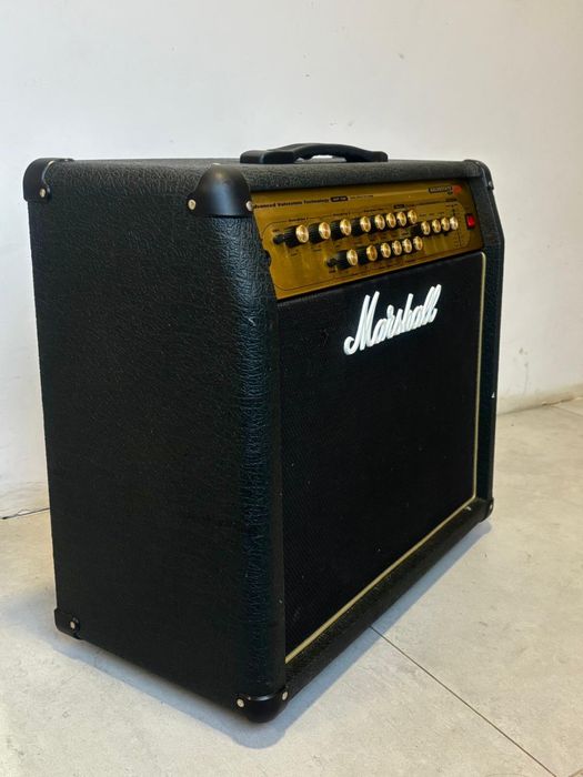 Wzmacniacz Marshall AVT 100 Valvestate 2000