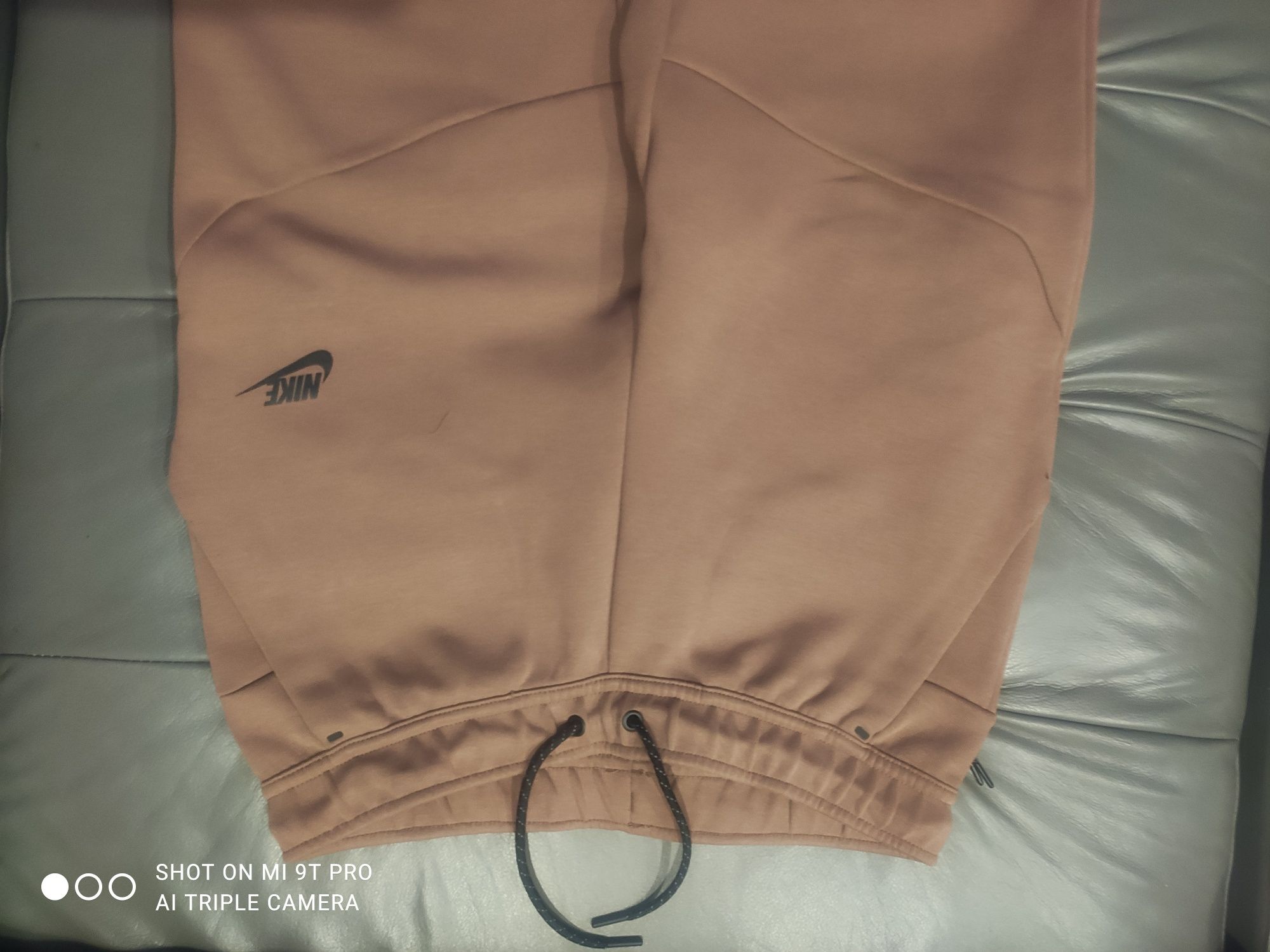 Brązowy komplet dresowy Nike tech fleece r.M
