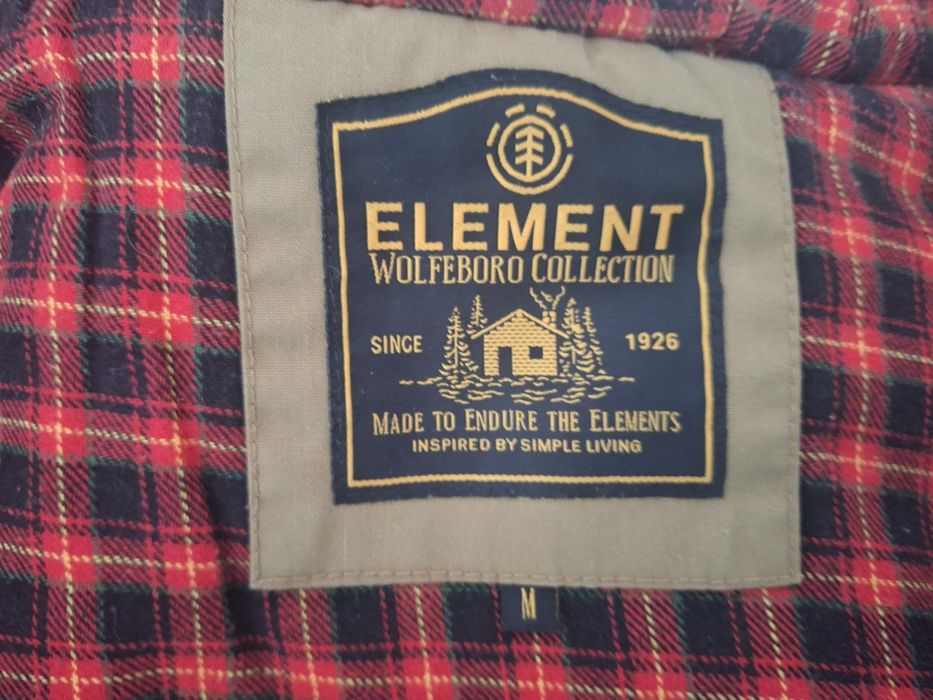 Casaco como novo da Element collection