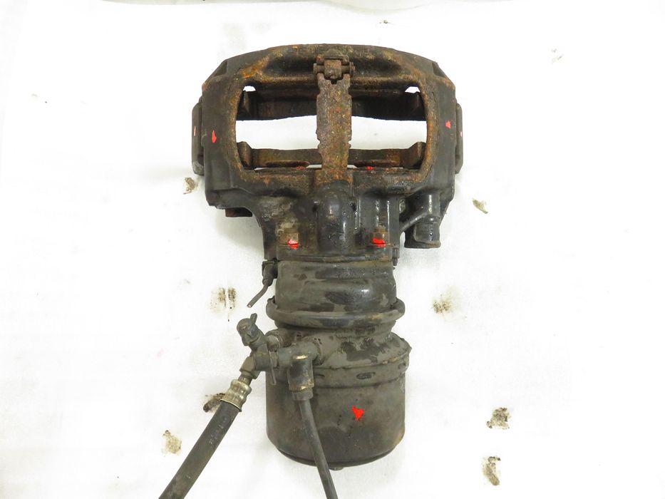 Zacisk Lewy Tył Scania R I R450 R6 - Dc 13.147 Euro6