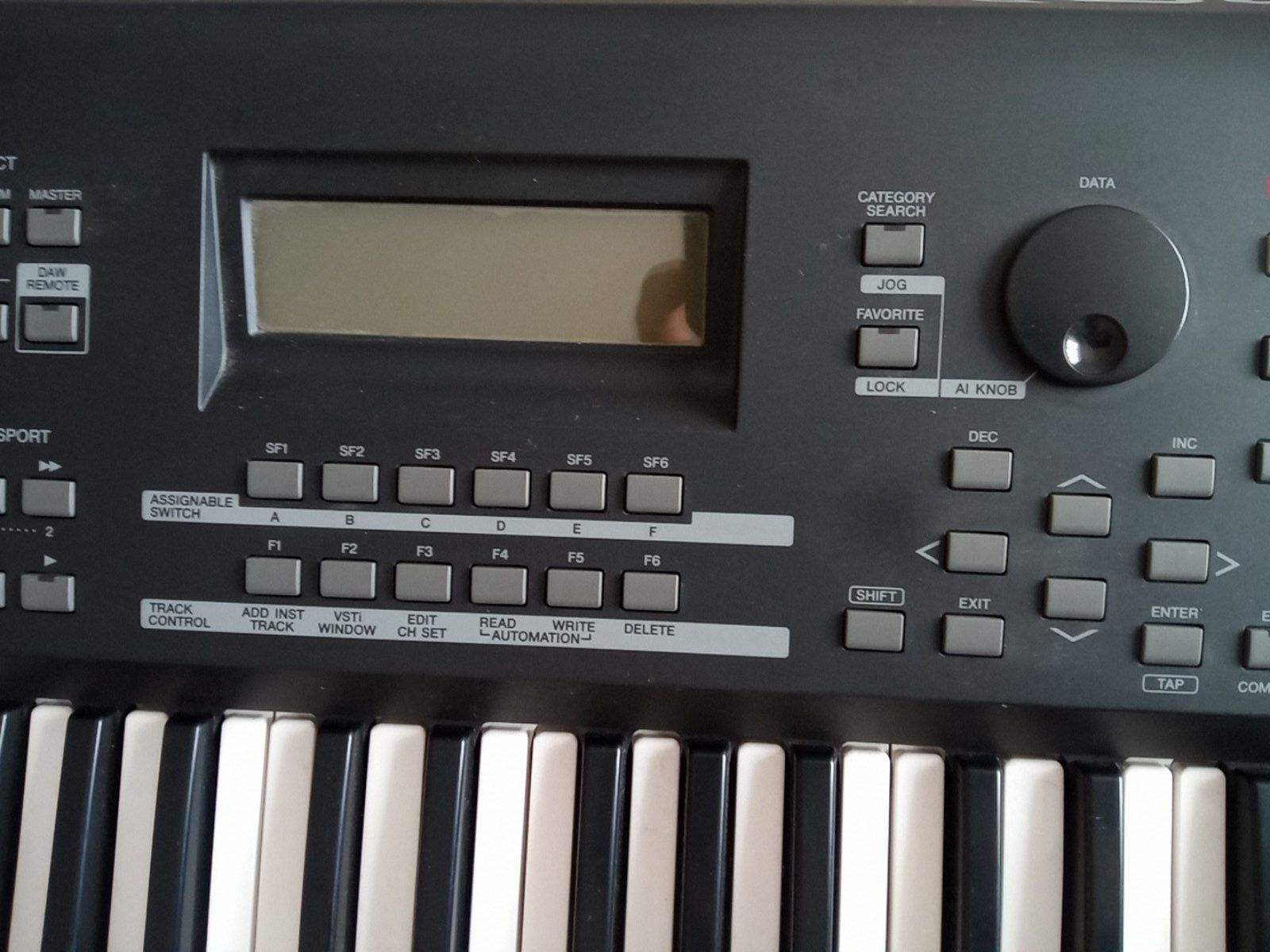 Синтезатор Workstation Yamaha MOXF 6