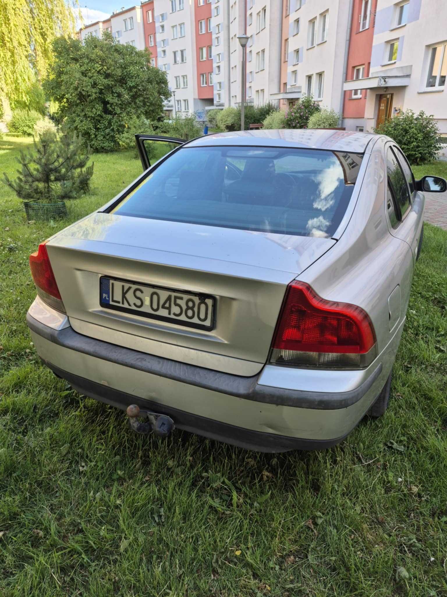 volvo s60 2000r. 2,4 bg 140 km