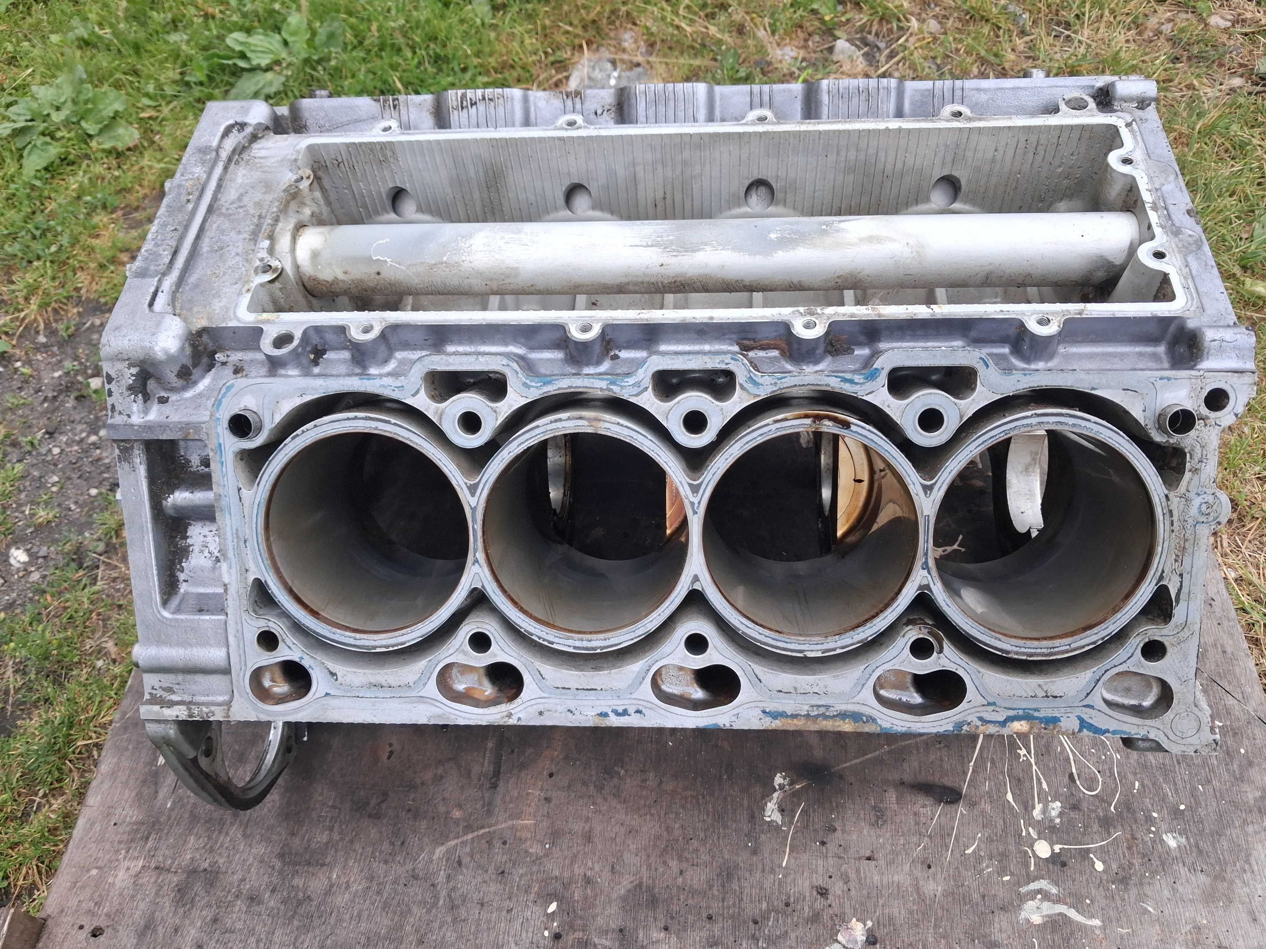 Blok Silnika N62 V8 BMW E53 E60 E63 E65 Uszkodzony
