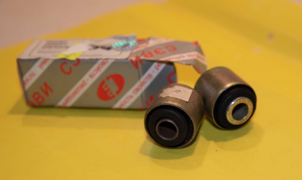 Шарниры переднего амортизатора ВАЗ 2101-2107