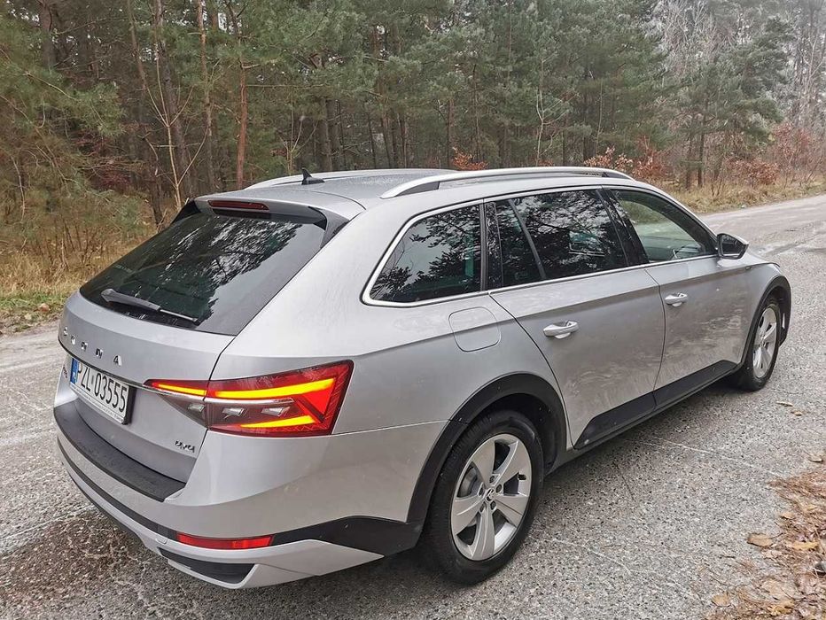 SKODA Superb III Scout 4x4 combi