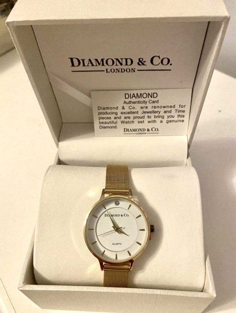 Sprzedam zegarek koloru złotego firmy DIAMOND & CO
