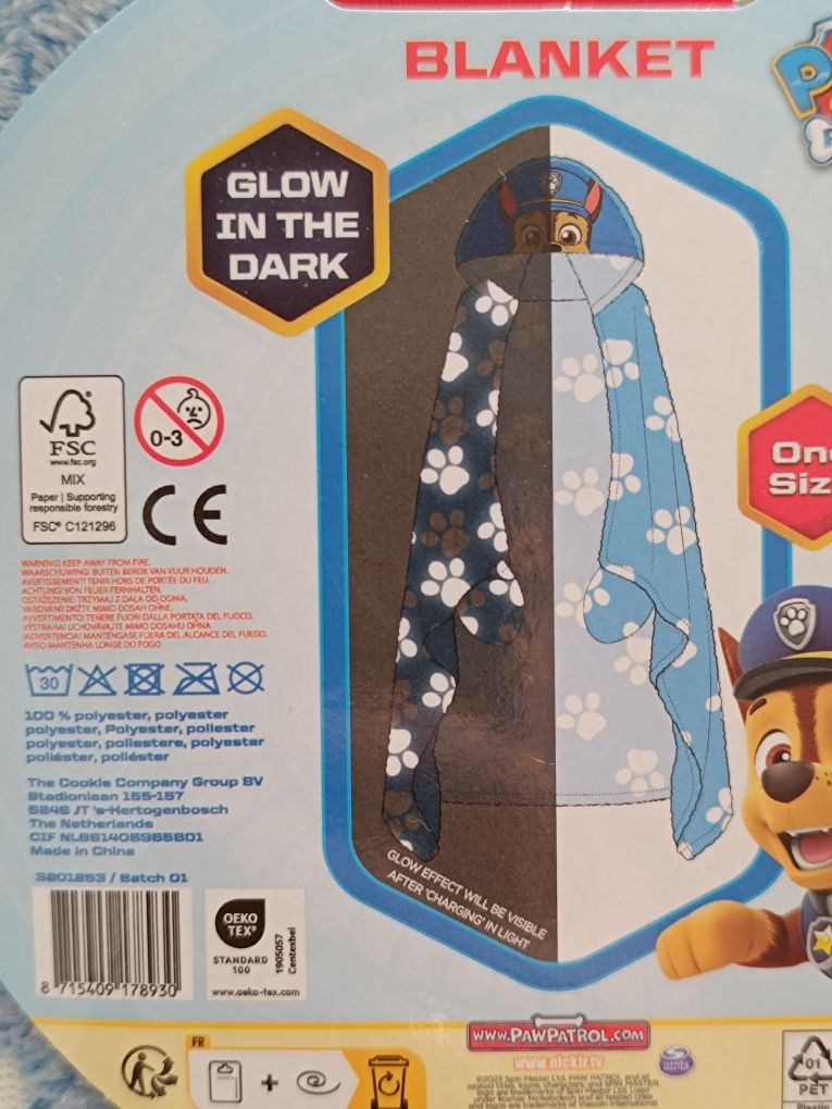 Świecący w ciemności koc polar z kapturem Psi patrol fluorescencyjny