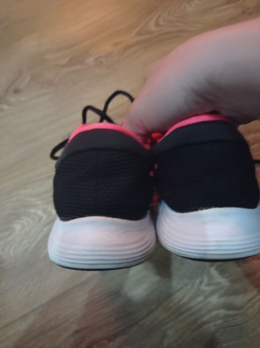 Nike  черные кроссовки