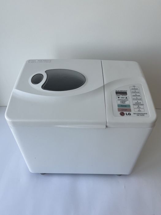 Хлібопіч LG hb 152CE