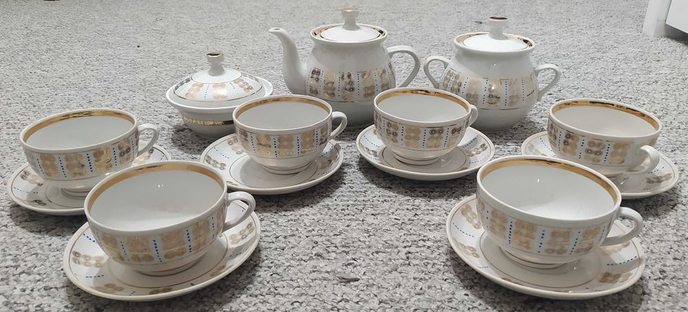 Раритетный чайный сервиз "Фарфор Довбиш" на 6 человек