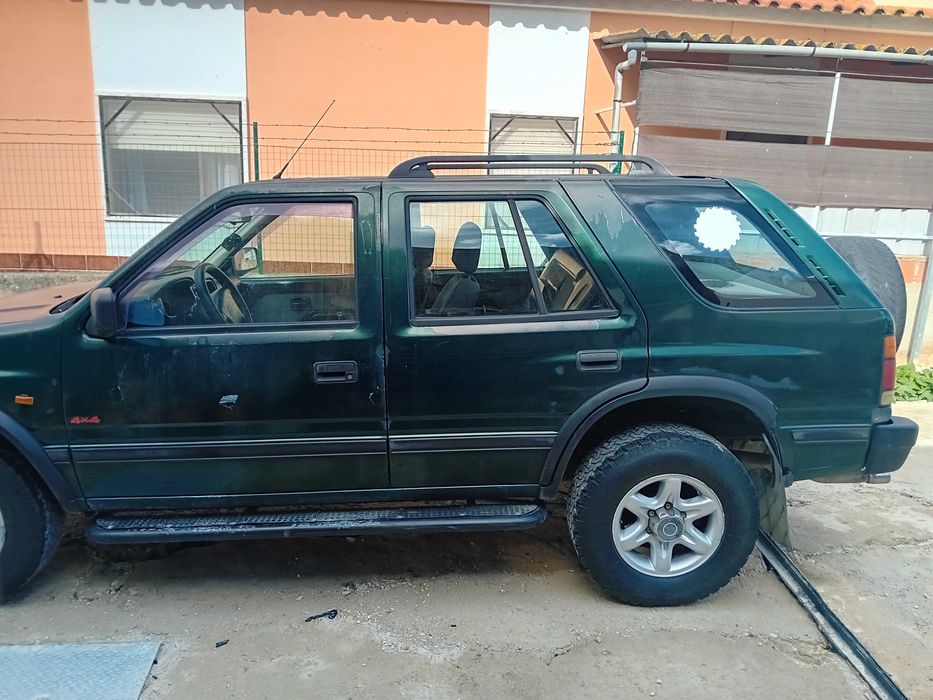 Opel frontera 2500tds