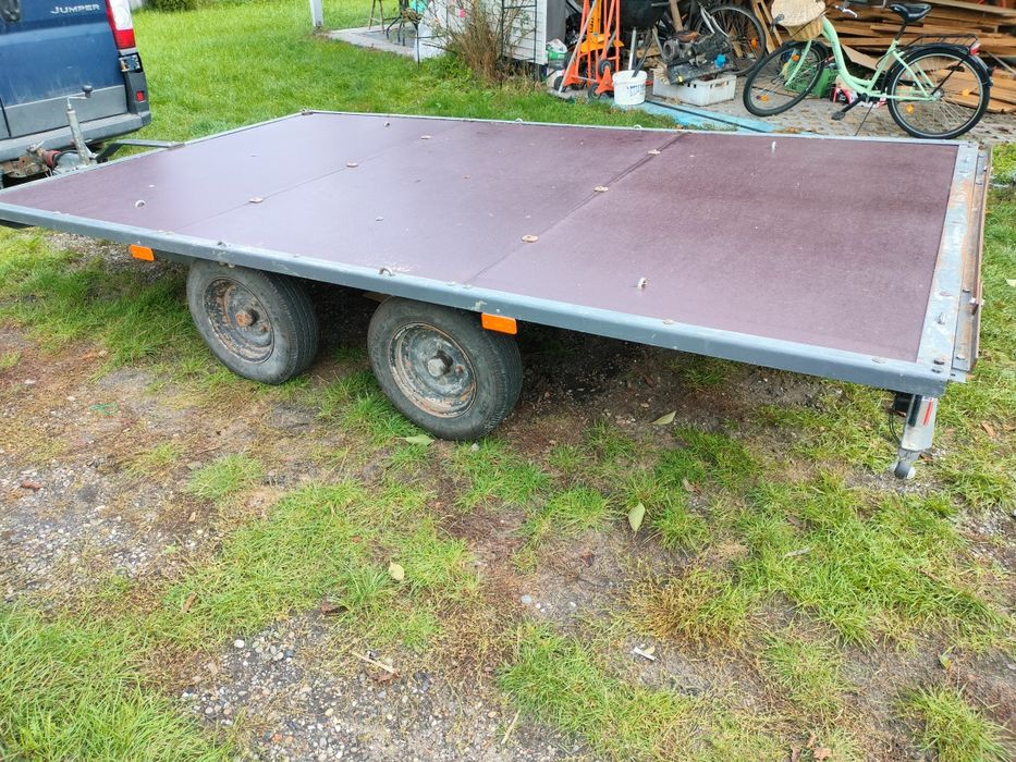 Laweta Ifor Williams DMC 2700