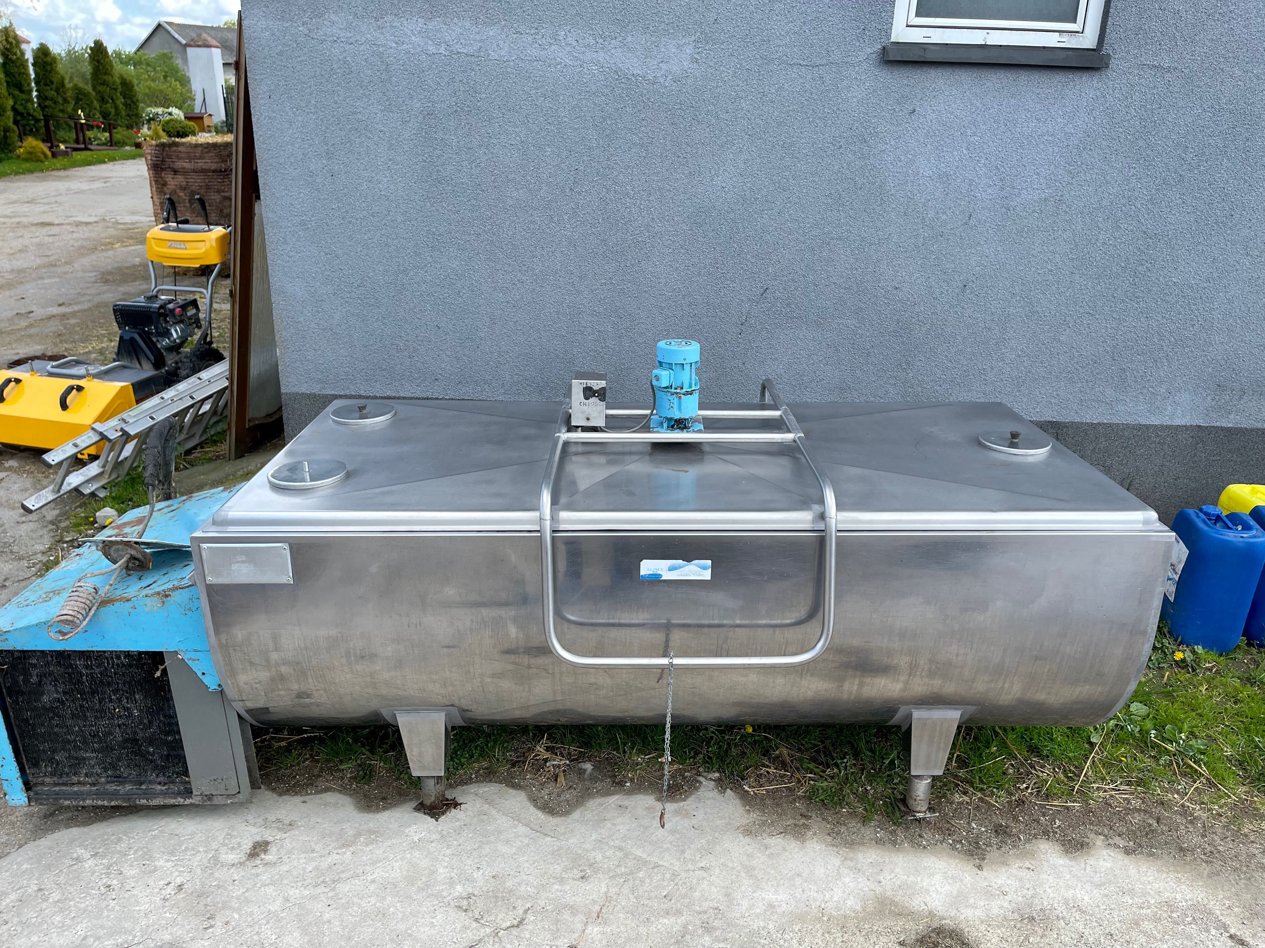 Schładzalnik, schładziarka, chłodnia, zbiornik do mleka 1200 litrów