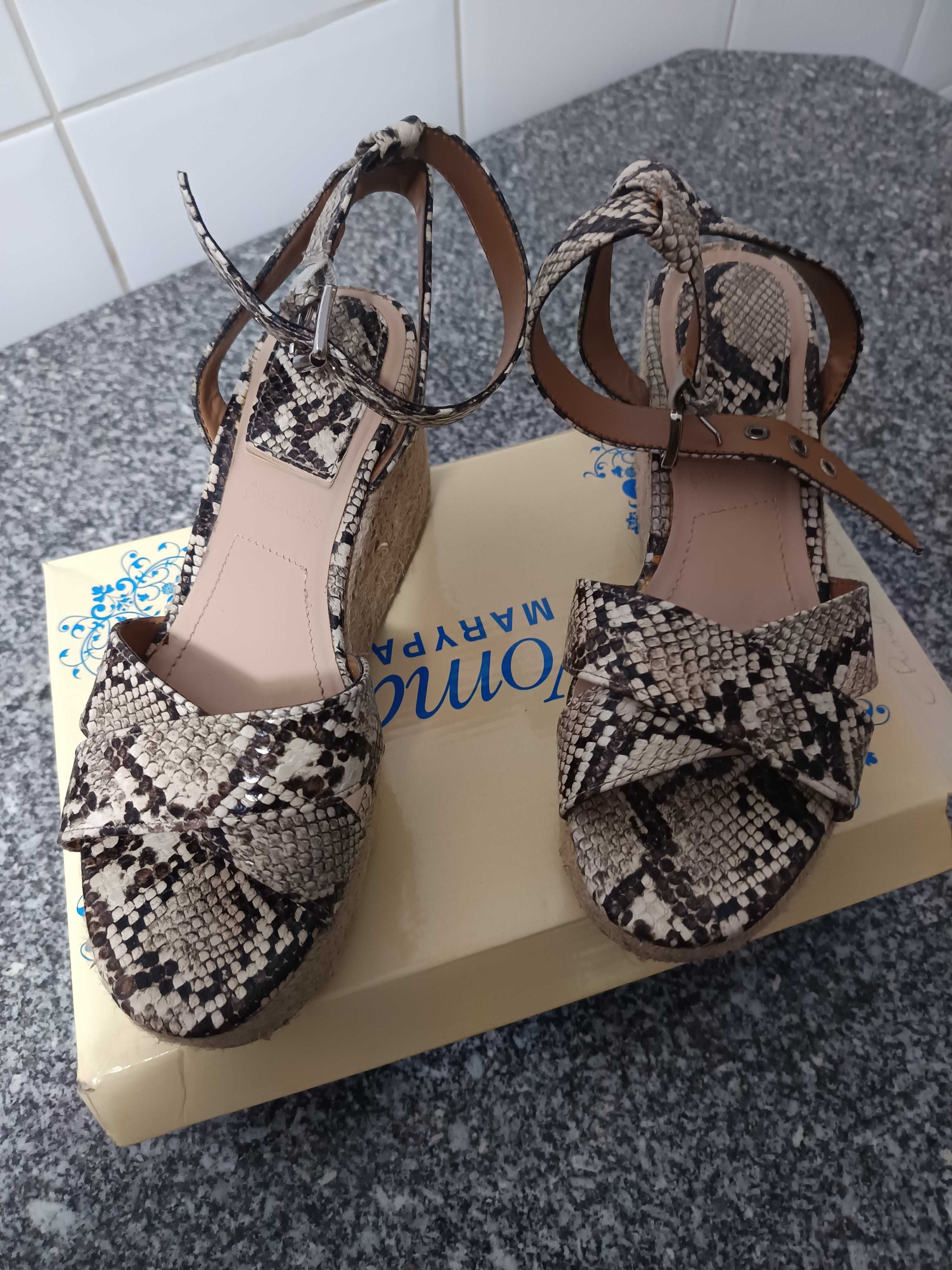 Sandália de senhora, marca Stradivarius