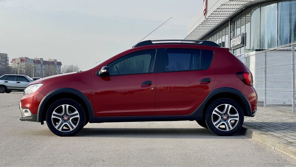 Продам офіційний Renault Sandero StepWay 1.5 дизель 2019 р.в.