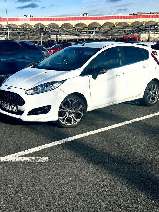 Ford Fiesta 2014 r Benzyna Pakiet ST-Line