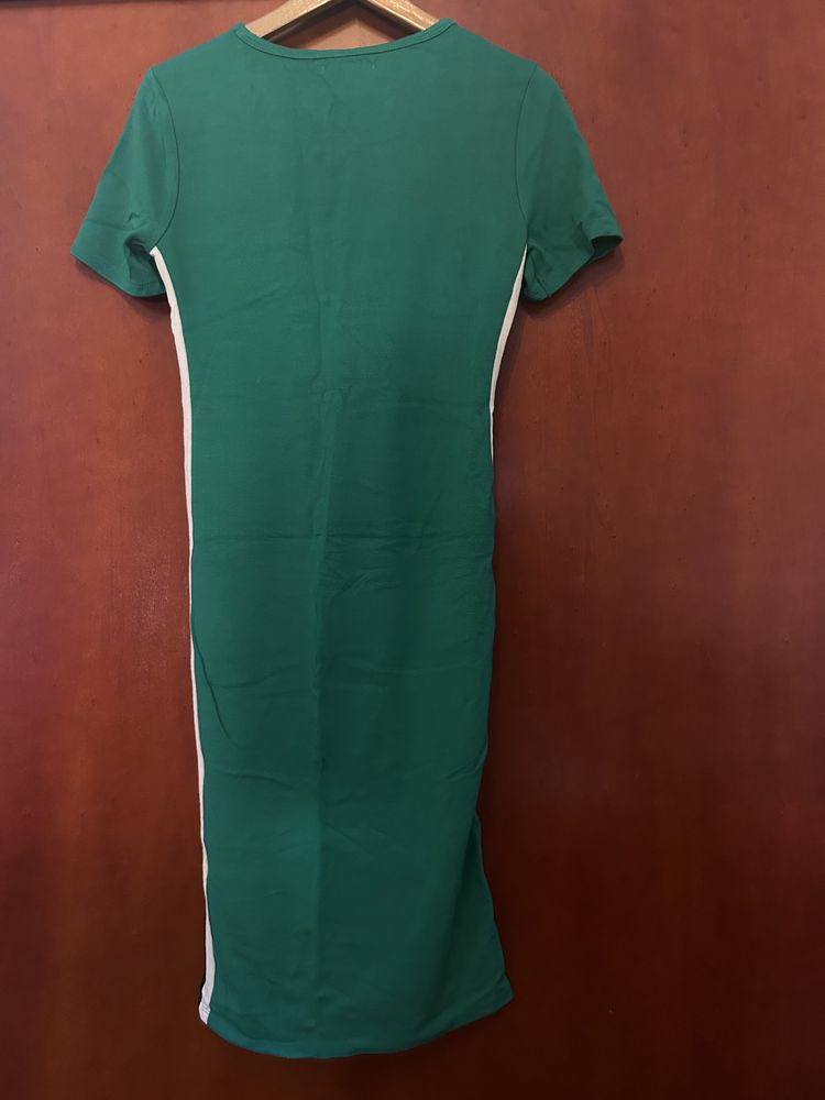 Vestido Verde Bershka