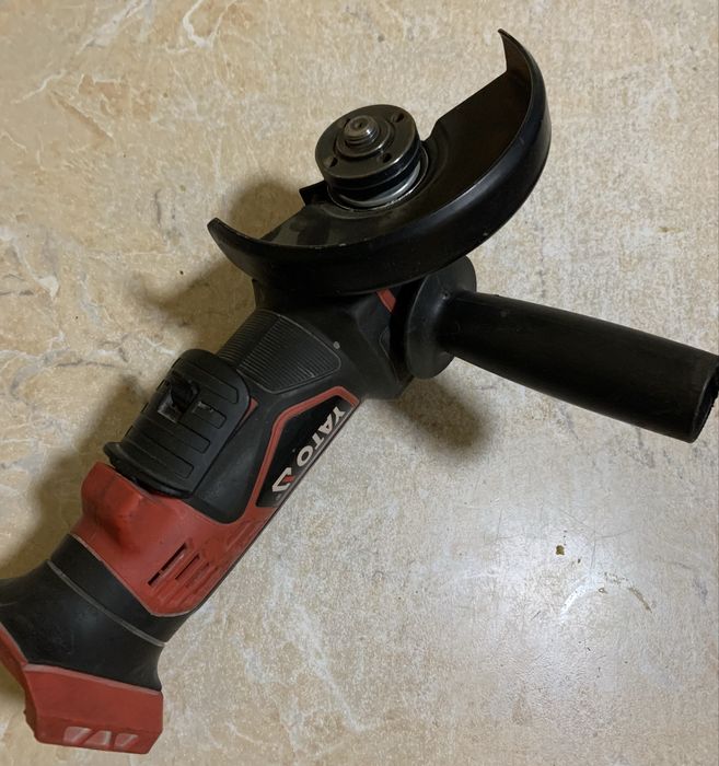 Болгарка YATO (під реставрацію)