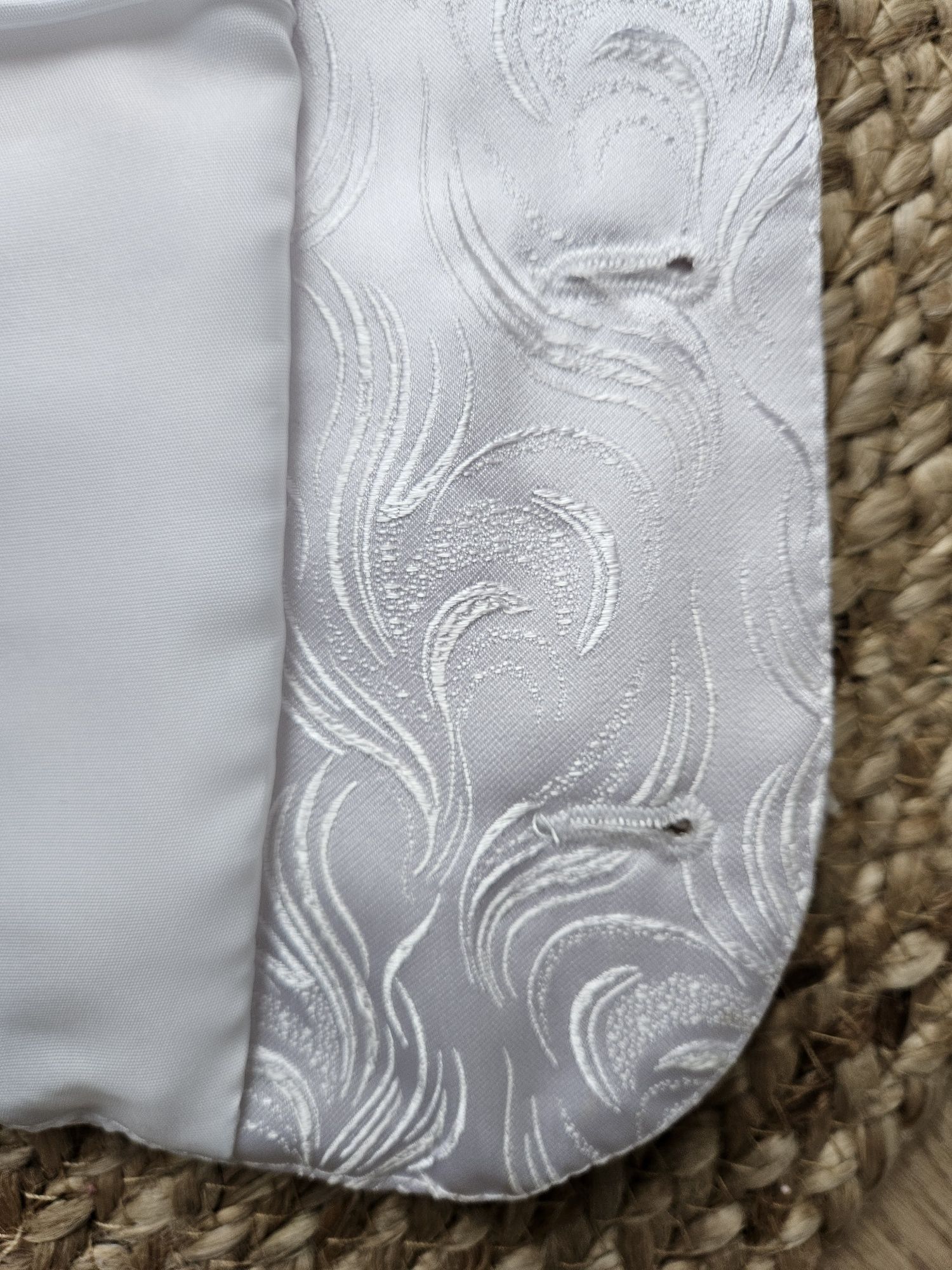Kamizelka ozdobna biala we wzory L unisex casual