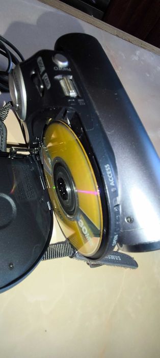 РОЗПРОДАЖ:НОВА ЦІЛА мініDVD/MMCциф.камера"SAMSUNG"(зі США, 2004)888грн