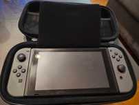 Nintendo Switch pełny zestaw + 2 gry