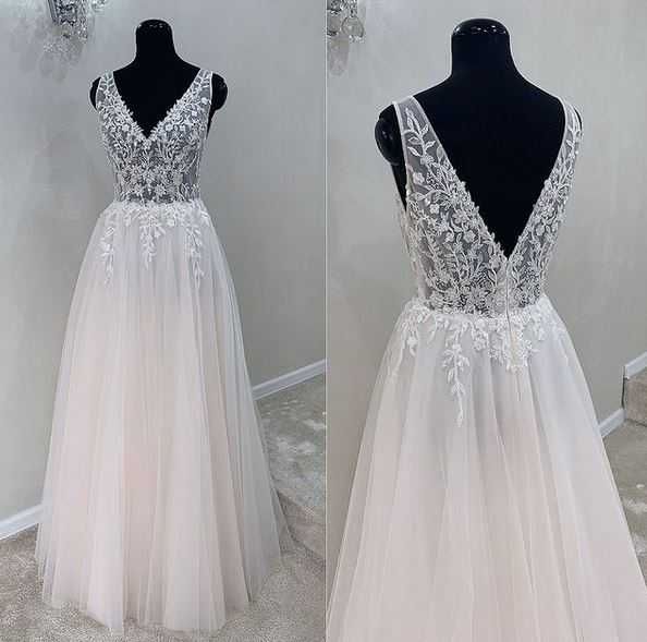 Piękna i wyjątkowa Suknia Ślubna (38/40) Adria 2151 + narzutka + welon