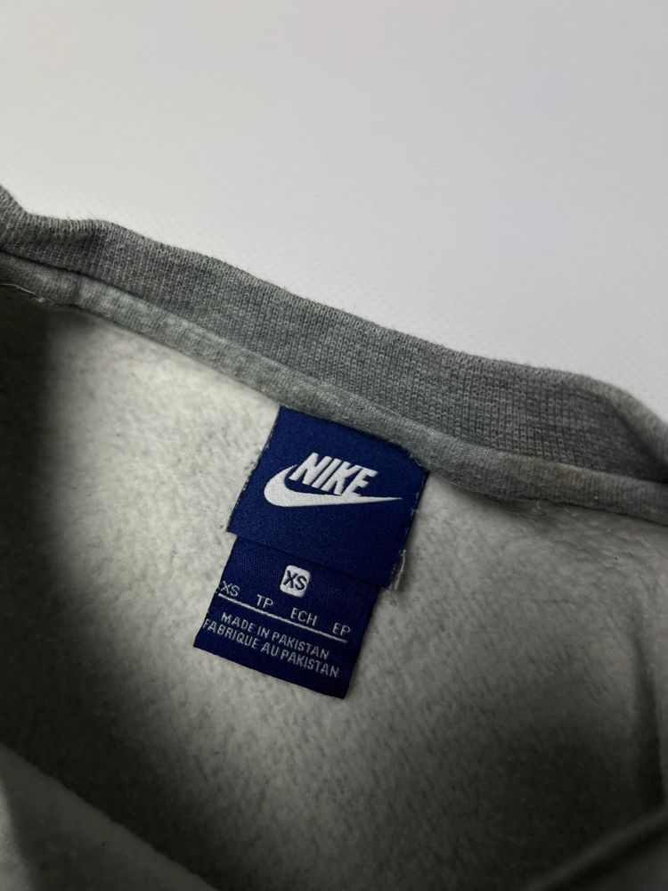 Світло-сірий світшот Nike