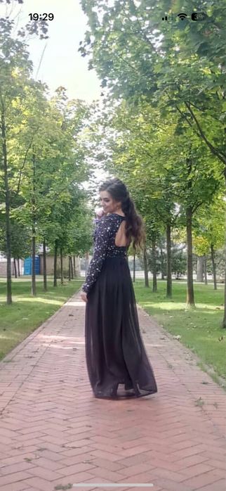 Продам вечірню максі сукню