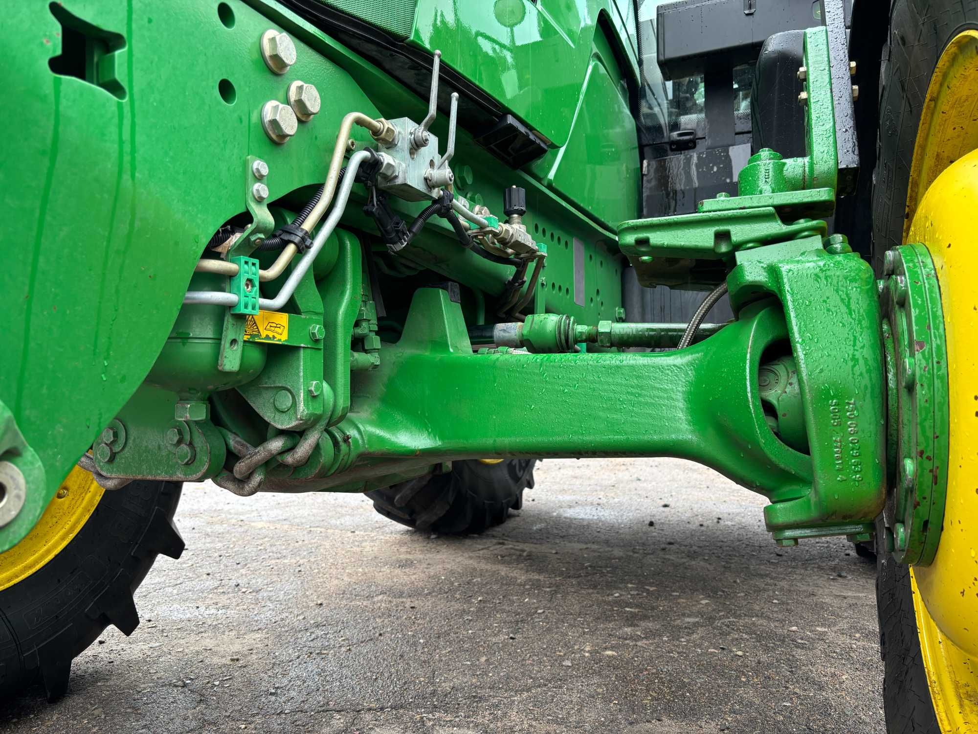 John Deere 6190R 2014p