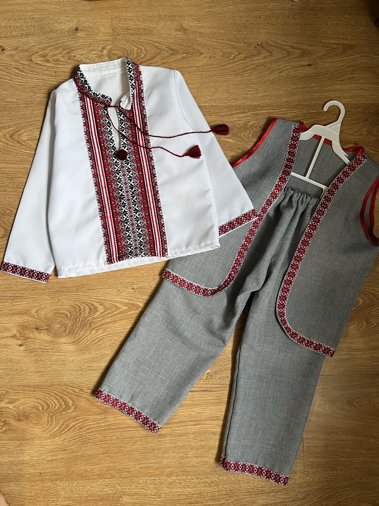 Вишиванка Костюм