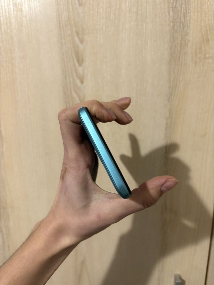Телефон Tecno SPARK 8C