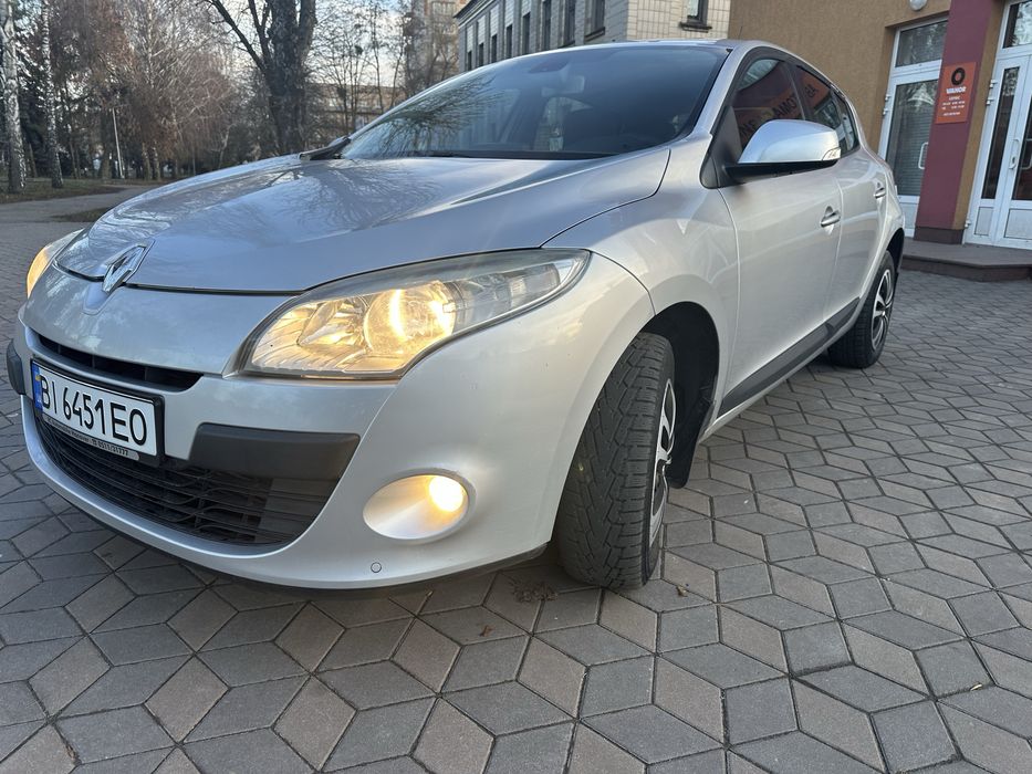 Продам свій автомобіль Рено Меган 3 , 1,5дизель