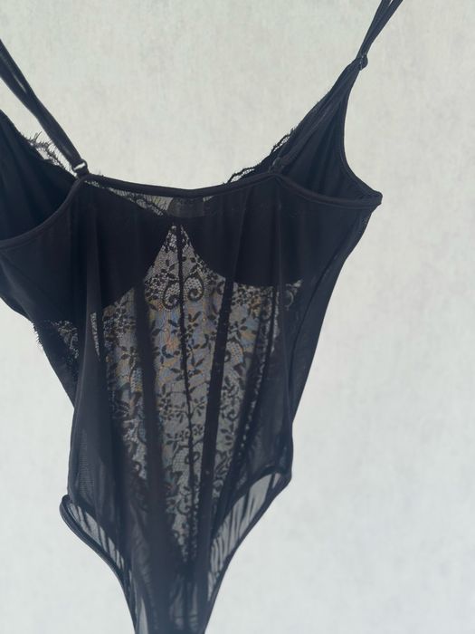 Боді з мережива